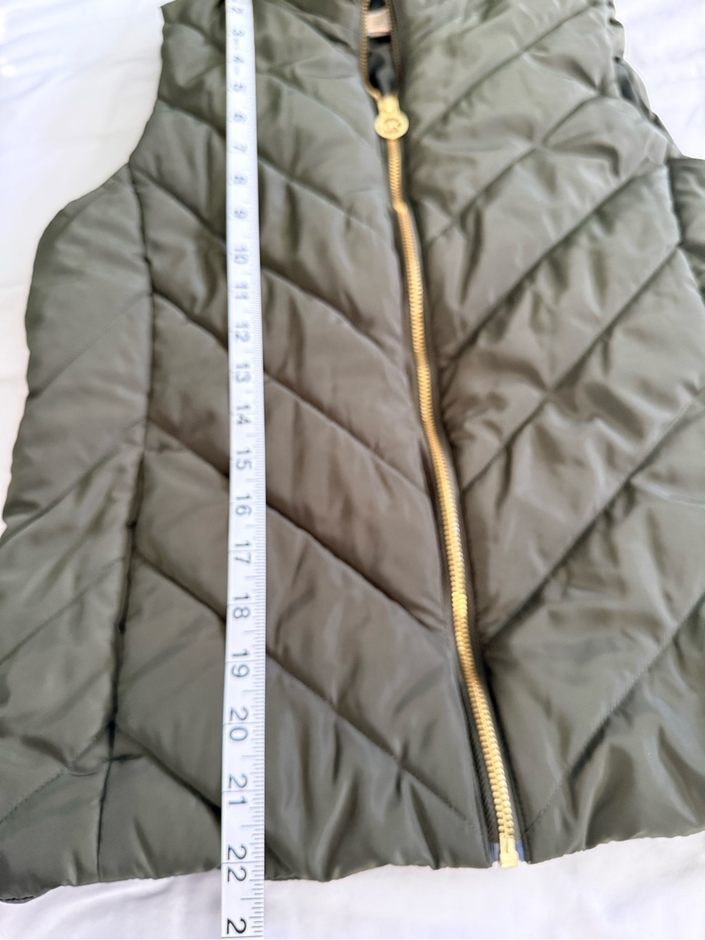 Michael Kors Olive Green Quilted Puffer Vest with Gold Zipper - Picture 8 of 10